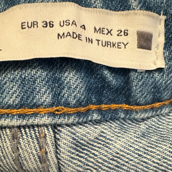 Zara metallic jeans - Picture 2 of 4